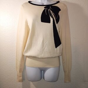 Icicle Sweater Cream Sweater with Black Bow Accent sz 6
